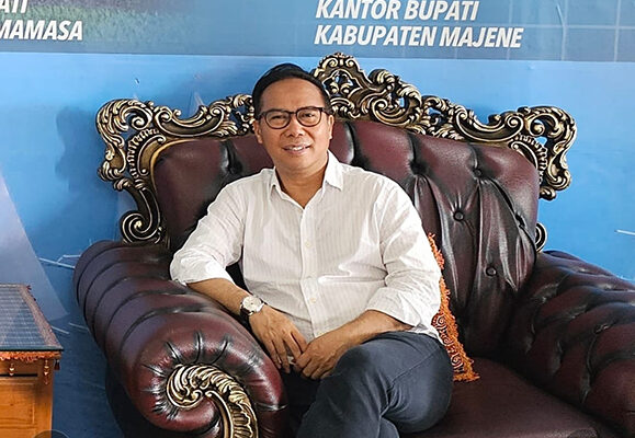 Membubarkan Partai Cokelat