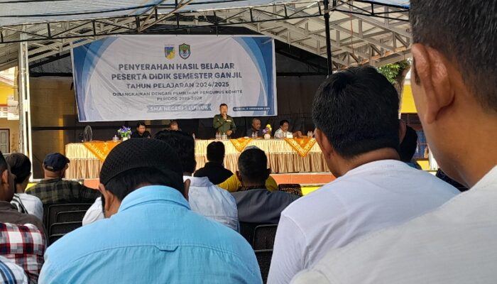 Kepala SMAN 1 Luwuk Paparkan Prestasi dan Kekurangan Para Siswanya