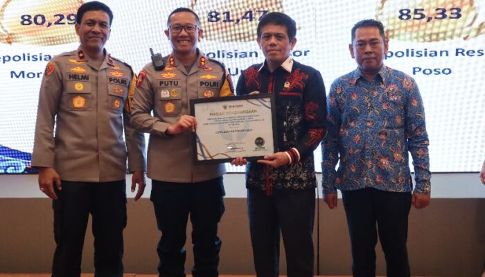 Selamat, Kapolres Banggai Terima Penghargaan Dari Ombudsman RI