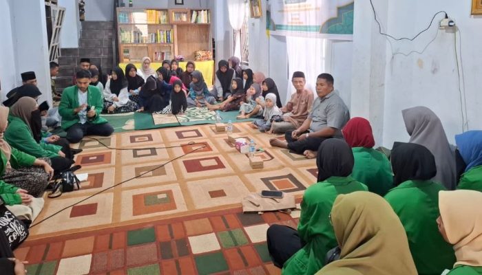 Mahasiswa FAI Unismuh Luwuk Anjangsana di Panti Asuhan Maymuna ABS Nursin