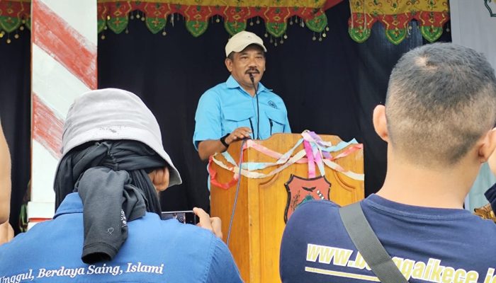 Jalan Rusak Parah di Bualemo, Rektor Unismuh Luwuk: Aleg DPRD Jangan Datang Saat Pemilu Saja!