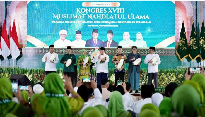 Menteri Nusron Dampingi Presiden Buka Kongres XVIII Muslimat NU