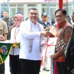 Wamen Ossy Serahkan 1.641 Sertipikat Redistribusi Tanah di Majalengka