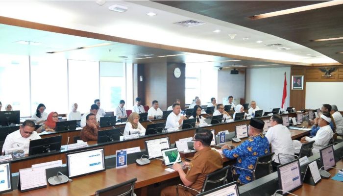Menteri Nusron Sepakat Langkah Penanggulangan Banjir di Jabar