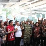 Menteri Nusron Serahkan 965 Sertipikat Konsolidasi Tanah di Jateng