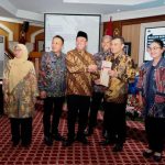 Menteri Nusron Serahkan Ratusan Sertipikat Tanah Aset Pemda se Jawa Tengah