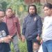 Polisi mengamankan AY (41). Ia terduga melakukan penikaman terhadap HP (19) warga Desa Longkoga Timur, Kecamatan Bualemo, Banggai, Rabu (30/4/2025) jam 00.30 Wita.