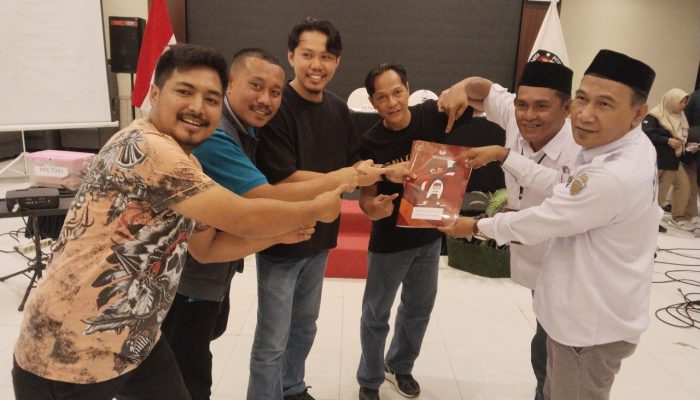 Tim AT-FM Layak dapat Jempol, Hasil Hitung Cepat tak Beda dengan Keputusan KPU Banggai