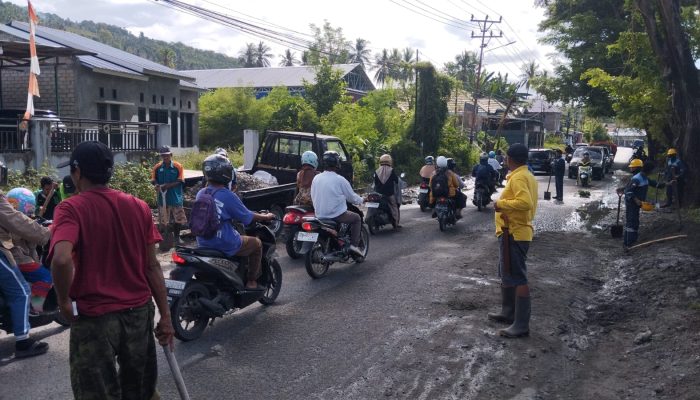 Cegah Terjadinya Banjir ! Pemkel Kilper dan PT MNS Gelar Karja Bakti