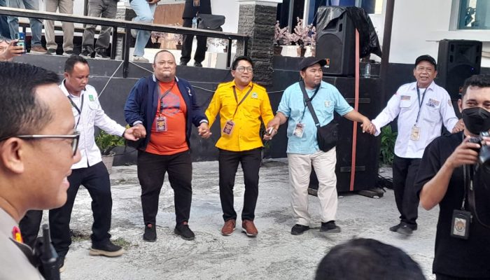 Beniyanto Tamoreka Gandeng Mantan Lawan Politik dengan Tarian Modero