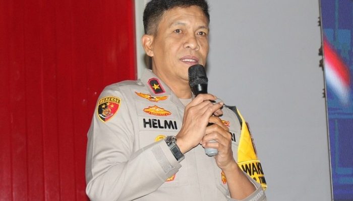 Wakapolda Sulteng Berikan Kuliah Umum kepada Mahasiswa Fatek Untad Palu