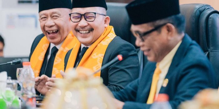 Pidato Perdana di DPRD Banggai, Bupati Amirudin Jabarkan Visi dan Misi Periode 2025-2030
