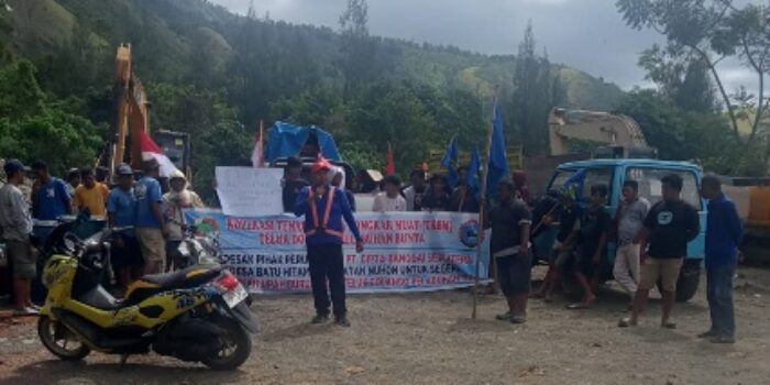 Buruh TKBM Teluk Dulango Gelar Aksi Demo di Bunta Banggai