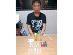 Pelaku beserta barang bukti narkoba yang dibekuk Tim Satnarkoba Polres Banggai
