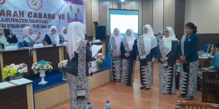 Menang Voting, Bidan Nani Rusdawati Hasan Nahkodai Pengurus Cabang IBI Banggai 2023–2028