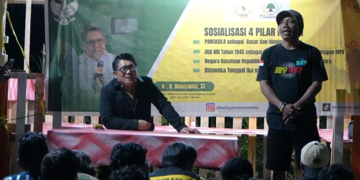 Tak Kenal Lelah, Beniyanto Tamoreka Sosialisasikan Empat Pilar di Dua Titik Desa Momo