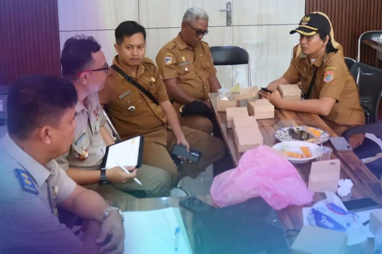 Membahas percepatan PTSL di Kantor Pertanahan Banggai