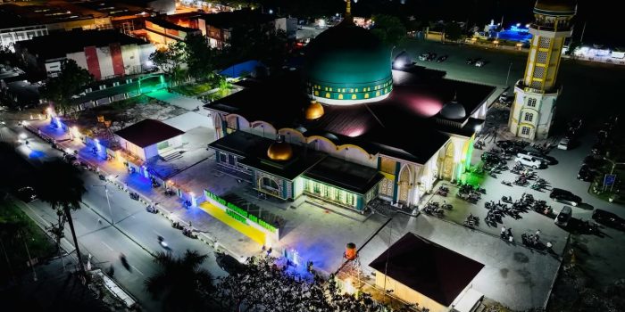 Masjid Agung An-Nuur Luwuk Tampil Makin Indah, Bupati Banggai Amirudin Ajak Masyarakat Jaga Kebersihan dan Fasilitas