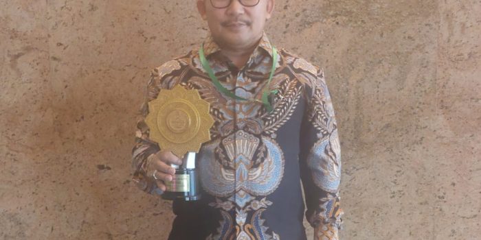 Di Bawah Kepemimpinan Bupati Amirudin, Kabupaten Banggai Sabet UHC Awards 2026