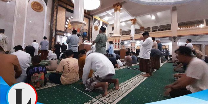 Malam ke-8 Ramadhan di Masjid Agung An-Nuur Luwuk, Hamid Alhabsyi: Keutamaan Shalawat, Jalan Cinta dan Syafaat Rasulullah