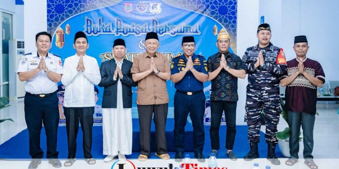 Perkuat Sinergi Jelang Lebaran, Wabup Furqanuddin Hadiri Silaturahmi dan Pembentukan Posko Angkutan di Pelabuhan Luwuk