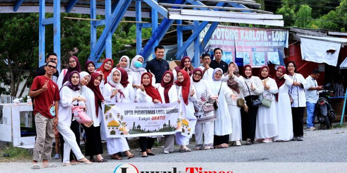 Satu Takjil, Seribu Senyuman: Aksi Hangat Para Staf Puskesmas Lobu Berbagi Berkah Ramadhan