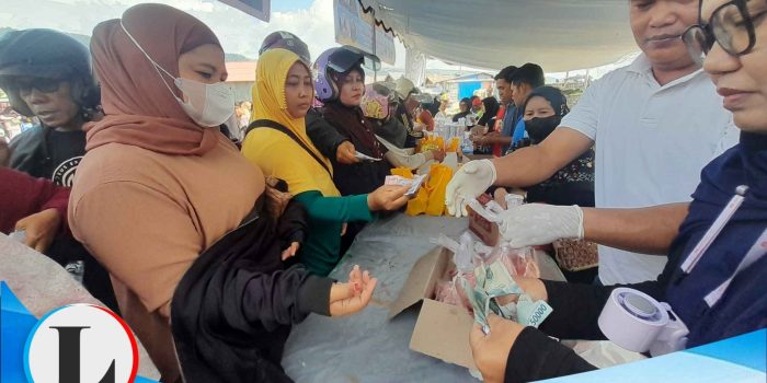 Diserbu Warga! Pasar Murah di Luwuk Selatan Jadi Buruan pada H-3 Lebaran