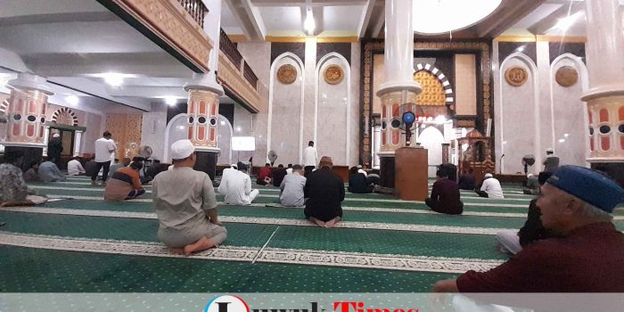 Dari Tradisi Jahiliah ke Kaidah Kehidupan: Pesan Ramadan Ustad Muadz di Masjid Agung An-Nuur Luwuk