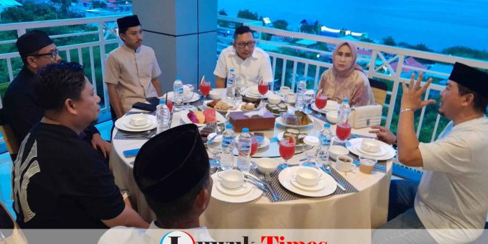 Ngabuburit Bareng RX King, Bupati Banggai Amirudin Pimpin Konvoi Kings Two Stroke Luwuk Jelang Bukber