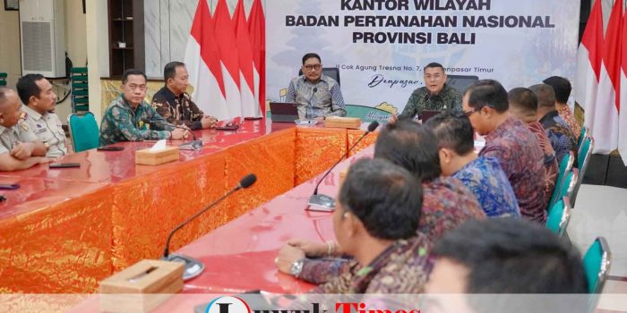Apresiasi Capaian Jajaran di Bali, Wamen Ossy Tekankan Pentingnya Peningkatan Kualitas Pelayanan dan Data Pertanahan