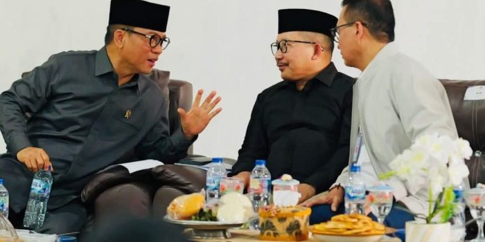 Banggai Banjir Surplus! Bupati Amirudin Sambut Menteri Desa, Koperasi Merah Putih Siap Jadi Motor Ekonomi Rakyat
