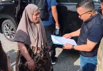 Efek Domino Markas PWB: Kala Bupati Banggai Amirudin Hadir, Emak-Emak Halmahera Kecipratan Rezeki
