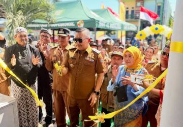 Resmikan Kantor Desa Singkoyo Toili, Bupati Banggai: Ini Bukti Kekuatan Bergerak Bersama