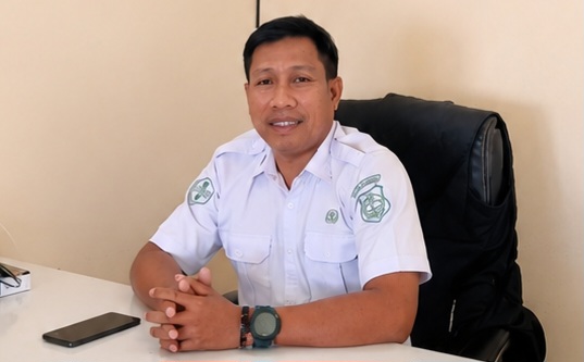 Tak Kenal Medan dan Waktu, Puskesmas Pagimana Jemput Bola Layani Warga di Wilayah Kepulauan
