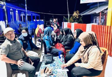 Menembus Malam demi Kesehatan Warga Kepulauan di Pagimana Banggai