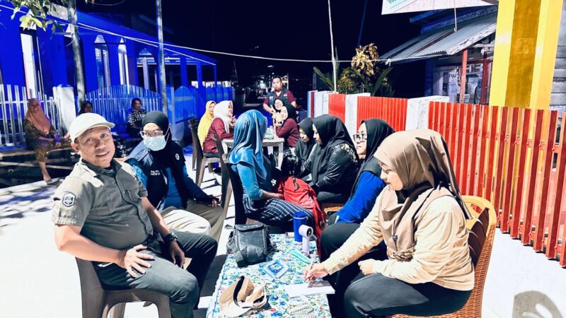 Menembus Malam demi Kesehatan Warga Kepulauan di Pagimana Banggai