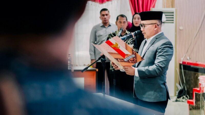 Sentuh Hati Rakyat, Pesan Mendalam Bupati Amirudin Saat Lantik Pejabat Banggai