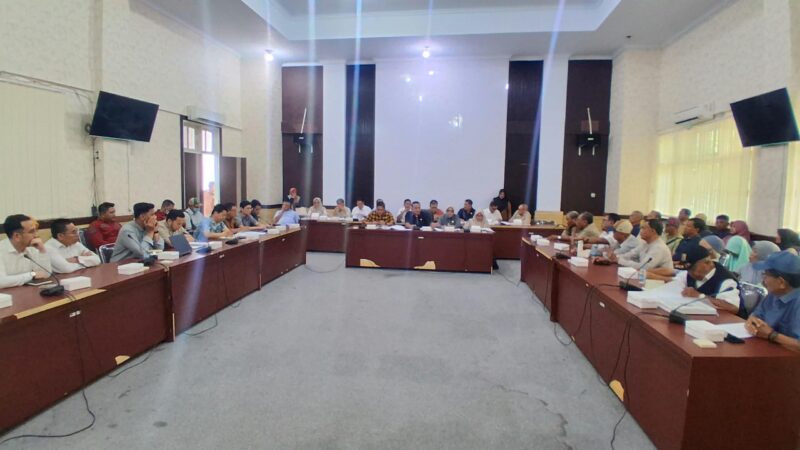 Rapat Gabungan Komisi DPRD Banggai Deadlock, Masalah Ganti Rugi Lahan Warga Mengambang Lagi