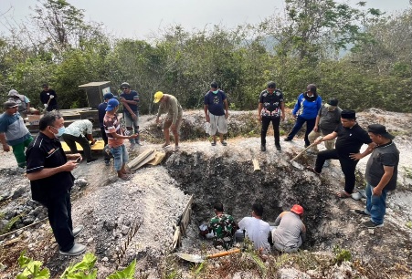 Kisah Dinsos Banggai Menjadi Keluarga Bagi Warga Sebatang Kara