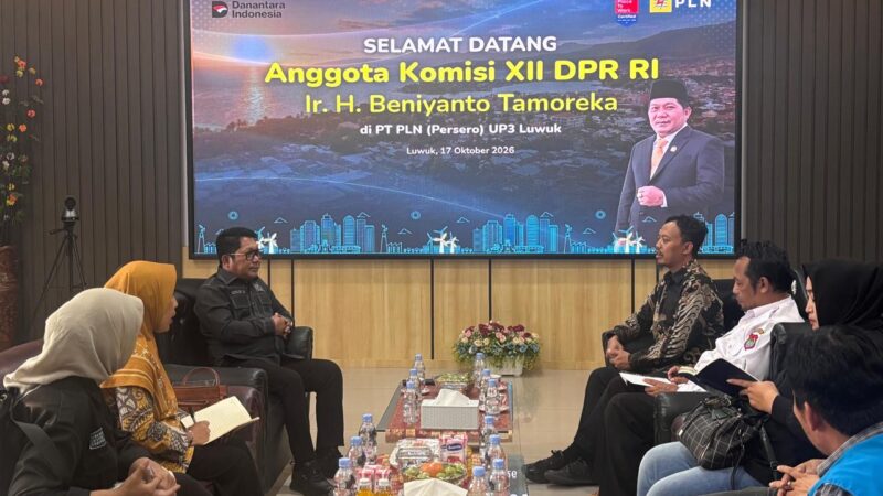 Tak Tega Lihat Warga Gelap Gulita, Beniyanto Tamoreka Turun Tangan Desak PLN Luwuk Tuntaskan Krisis Listrik Banggai
