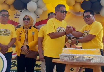 Lewat Potongan Kue Ulang Tahun ke 62, Potret Kehangatan dan Soliditas Keluarga Besar Golkar Banggai
