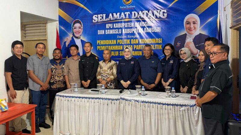 Jemput Bola Pemutakhiran Data Sipol di Partai NasDem, Batia Sisilia Hadjar Acungi Jempol Inovasi KPU Banggai