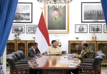 Proyeksi Istana “Aman” di Tengah Krisis, Kala Laporan Mentereng Pemerintah Berbenturan dengan Jeritan Netizen