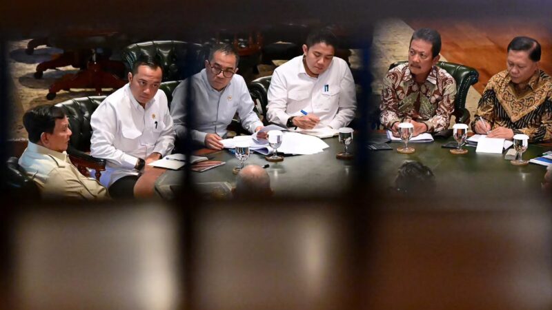Prabowo Panggil Menkopun dan Wamen ke Hambalang, Kebut Proyek 100 Kampung Nelayan Beres Akhir 2026