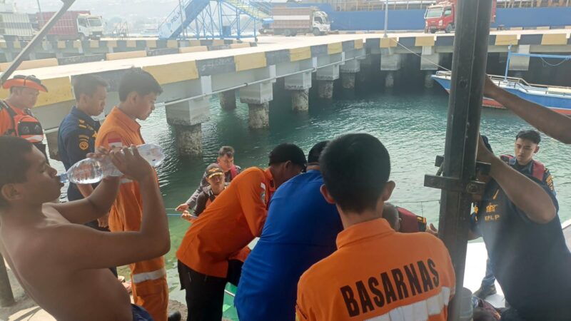 Mencekam di Perairan Luwuk, Diterjang Gelombang dan Kapal Bocor, 10 Nelayan Selamat
