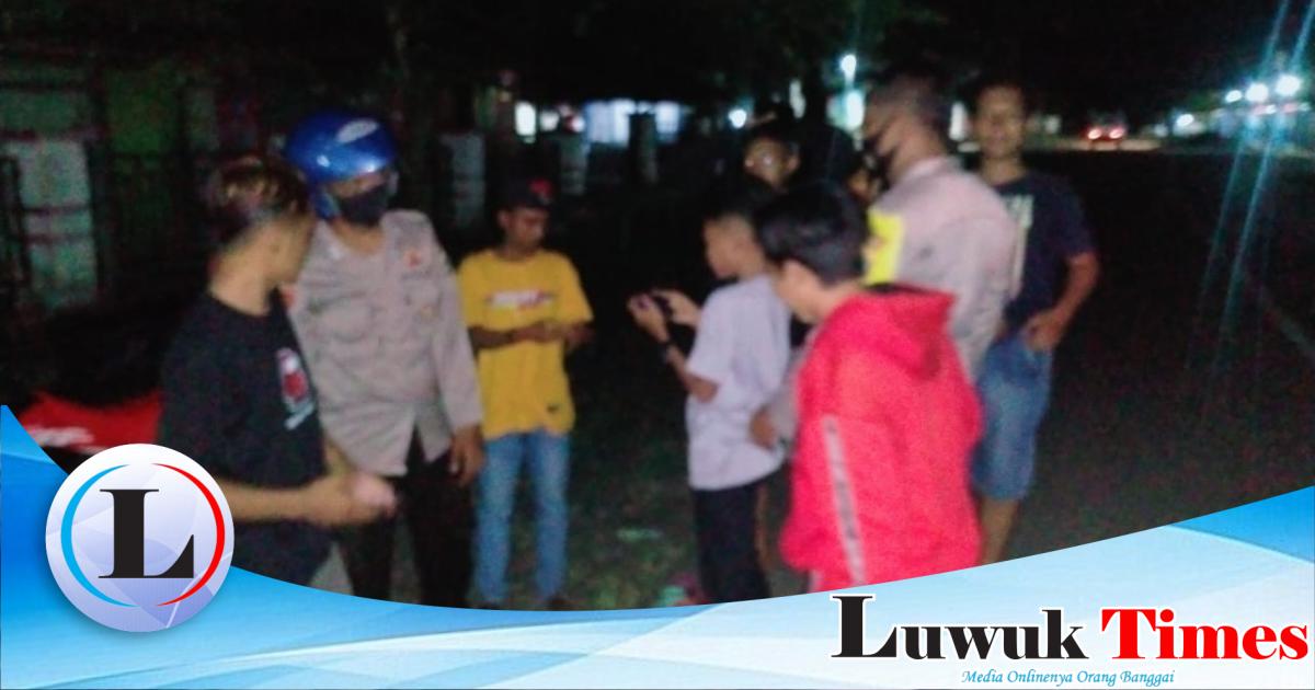 Berkerumun Tanpa Masker Pemuda Di Toili Dibubarkan Polisi Luwuk Times 9380