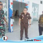 Bupati Banggai Amirudin Tinjau Finising Pembangunan Gedung Pantai Wisata Kilo 5