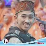 Ustad Syam Khatib Shalat Idul Fitri di Masjid Agung Luwuk