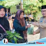 Harlah Yayasan Pendidikan dan Dakwah Islamiyah Darul Ulum Toili, Bupati Banggai Amirudin Berikan Bantuan