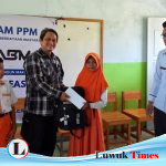 PT ABM Berikan Beasiswa Kepada Siswa Berprestasi di SD Inpres Batakundamo Bualemo